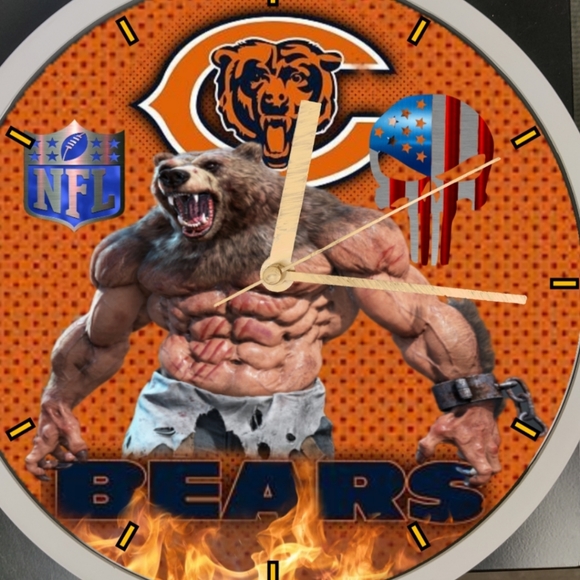 Chicago Bears led wall clock - Picture 2 of 4